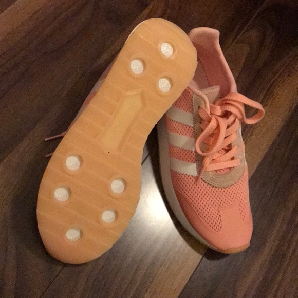 (BRAND NEW) Adidas Women's Flashback Pink Coral Haze Sneaker - Picture 6 of 6